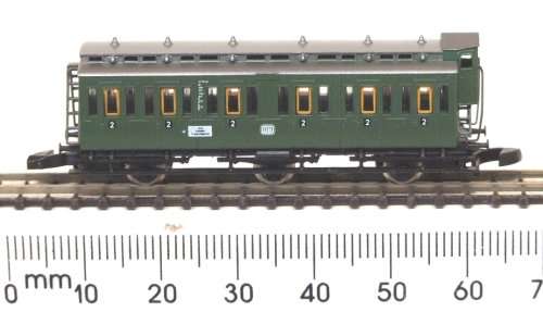 MARKLIN Z:  DB 2nd Class Passenger Coach (#8705) in Like New boxed condition (Germany)