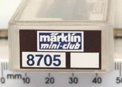 MARKLIN Z:  DB 2nd Class Passenger Coach (#8705) in Like New boxed condition (Germany)
