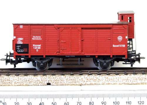 MARKLIN HO: 3-rail AC Plastic/Metal Freight Wagon in Like New un-boxed condition (Germany)