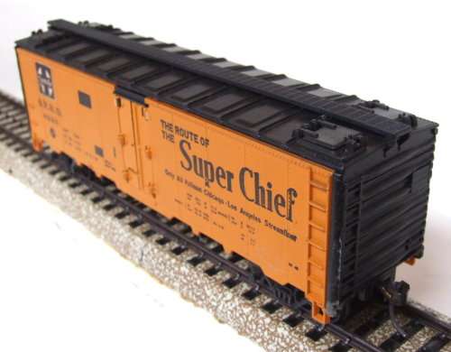 ATHEARN HO: Vintage US 40' Reefer with Metal KD couplers in Good Un-boxed condition(USA)