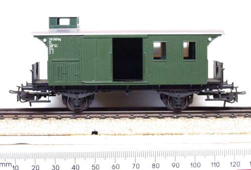 MARKLIN HO: 3-rail AC Plastic Brake Van with Open Door in Like New un-boxed condition (Germany)