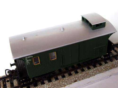 MARKLIN HO: 3-rail AC Plastic Brake Van with Open Door in Like New un-boxed condition (Germany)