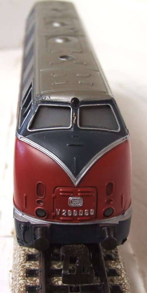 MARKLIN HO:3021 Diesel Locomotive DB V200 060 in Very Good un-boxed condition (Germany)