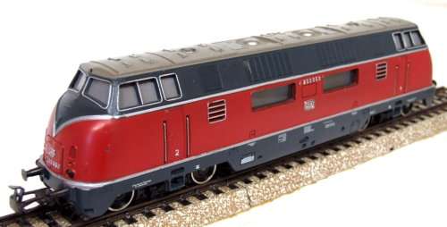 MARKLIN HO:3021 Diesel Locomotive DB V200 060 in Very Good un-boxed condition (Germany)