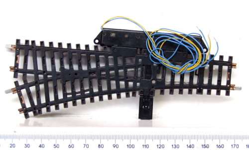 MARKLIN HO: Electro-Magnetic 3rail AC K-Track RH Turnout in Like New un-boxed condition.(Germany)