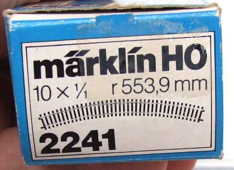 MARKLIN HO: Box of 10 R 553.9 mm(2241) Curved K-Track in Like New un-Used boxed condition.(Germany)