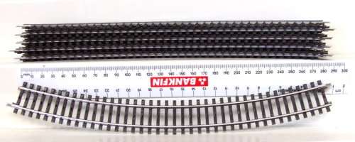 MARKLIN HO: Box of 10 R 553.9 mm(2241) Curved K-Track in Like New un-Used boxed condition.(Germany)