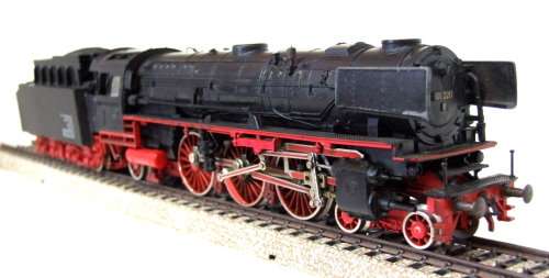 FLEISCHMANN HO: Vintage DB 4-6-2 Steam Loco 01 220 in Fair, Used Un-boxed condition (Germany)