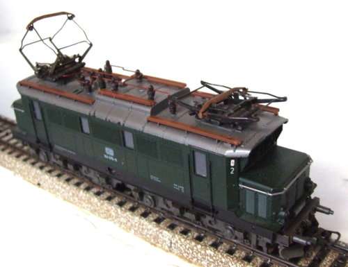 ROCO HO: Vintage DB Electric Loco in C4, Used Un-Boxed condition (Austria)