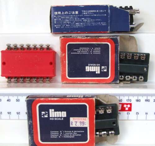 LIMA ACC HO: 3x Connector Blocks + 1x Box of Metal Track in New condition(Italy)