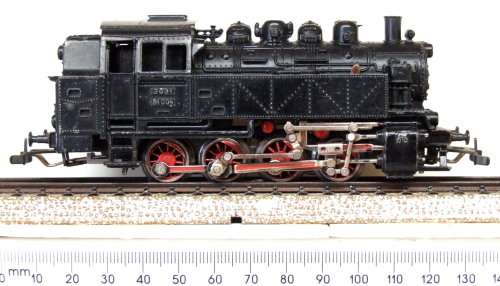 MARKLIN HO: 3-rail AC All Metal "DB" 0-8-0 BR Tank Steam Loco in FAIR un-boxed condition (Germany)