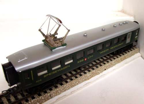MARKLIN HO: Vintage 3Rail AC Tinplate SBB Restaurant Car in Almost New boxed condition (Germany)
