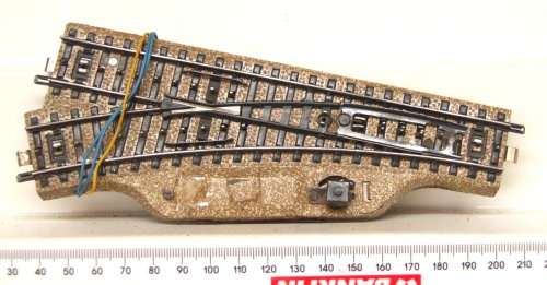 MARKLIN HO: LH Electro-Megnetic M-Track Point(5203) in Good Used Working condition.(Germany)