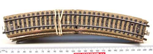 MARKLIN HO: 9x Curved M-Track(5200-1/2) in Useable condition.(Germany)