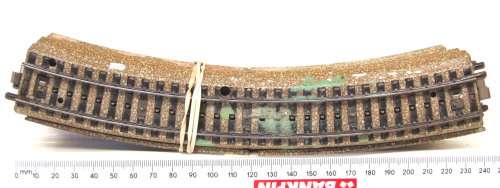 MARKLIN HO: 9x Curved M-Track(5200-1/2) in Useable condition.(Germany)