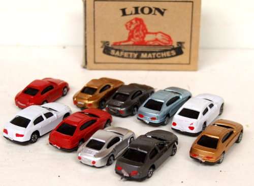 SCENERY N: 10x Multi Colour, Luxury Model Cars for N-Scale Layout in Good condition.(China)