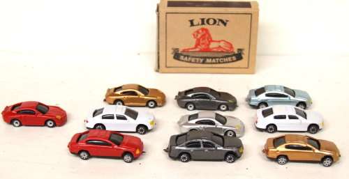 SCENERY N: 10x Multi Colour, Luxury Model Cars for N-Scale Layout in Good condition.(China)