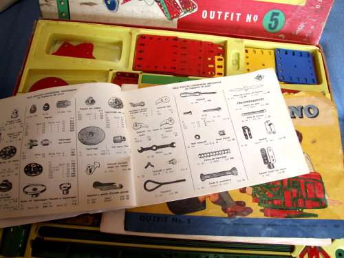 MECCANO: 2x Imcomplete Vintage Meccano sets ( No 3 and No 5) in Fair condition.(England)