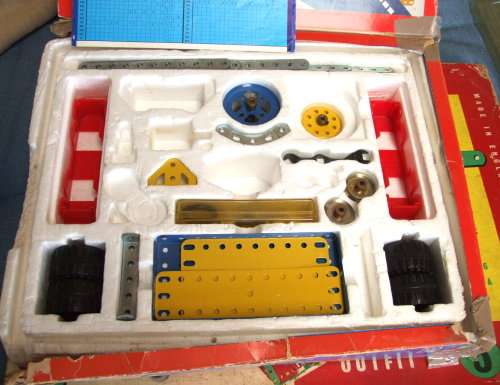 MECCANO: 2x Imcomplete Vintage Meccano sets ( No 3 and No 5) in Fair condition.(England)