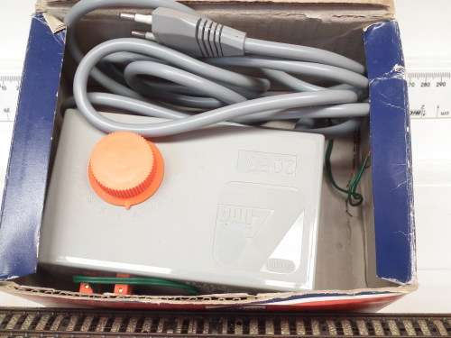 LIMA POWER SUPPLY:  14V DC Power Supply/Controller in like new boxed condition(Italy)