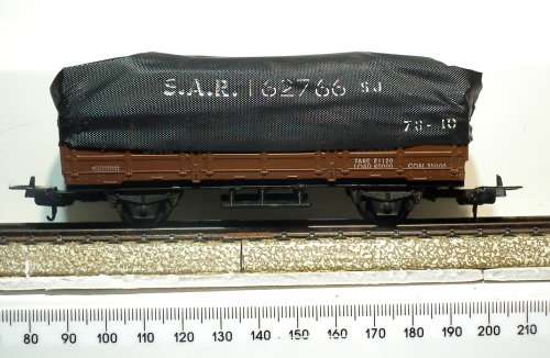 LIMA HO: SAR ES Freight  Wagon With Tarpaulin in Good Un-Boxed condition (Italy)