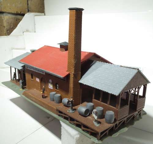 SCENERY HO: Large Beer Brewery in Good Assembled, LED Lighted, Un-Boxed condition.