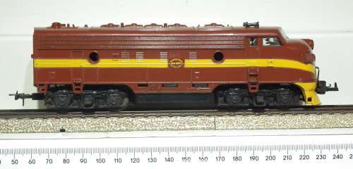 LIFE LIKE HO: SAR 34-207 Diesel Loco in Fair un-boxed condition (HKong)
