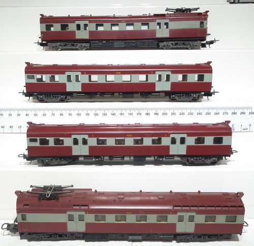 LIMA  HO: SAR Suburban Train Set (149746GP) in Very Good boxed condition (Italy)