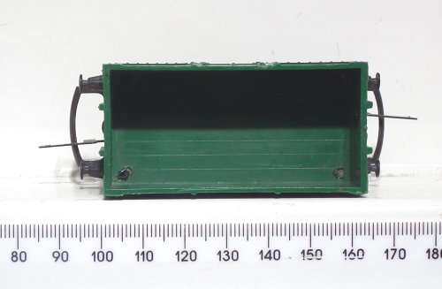 TRI-ANG OO:  Vintage English 12t Freight Wagon in Fair condition(England)