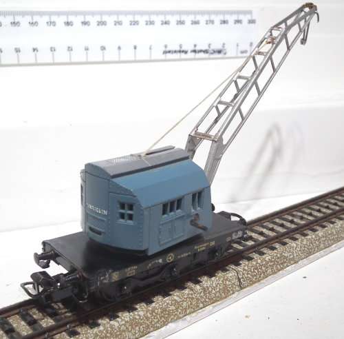 MARKLIN HO: Vintage DC All Metal DB Recovery Crane in Fair used condition(Germany)