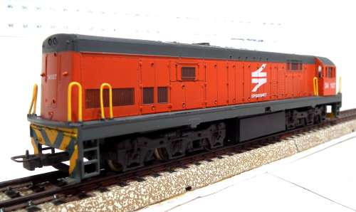 FRATESCHI HO:  SAR  Class 34 Diesel Locomotive in Good Un-boxed and Used Condition(Brazil)