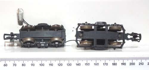 LIMA HO: Complete SAR E5 Powered Locomotive Bogeys in Good un-boxed condition for Parts.(Italy)