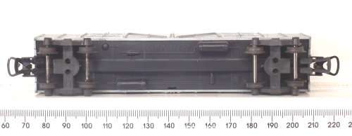 LIMA HO: Silver SAR OZ Wagon in Fair un-boxed condition (Italy)