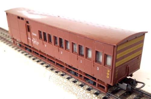 LIMA HO: Weathered SAR V8 Guards Van in Very Good used, Un-boxed Condition(Italy)