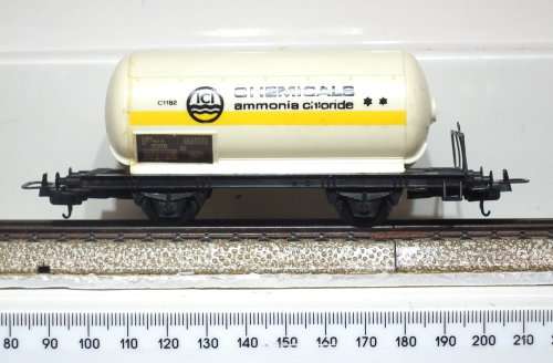 LIMA HO: European Ammonia Tanker Wagon in Good Un-Boxed and Used Condition (Italy)