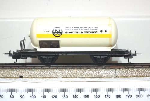 LIMA HO: European Ammonia Tanker Wagon in Good Un-Boxed and Used Condition (Italy)