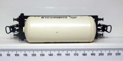 LIMA HO: European Ammonia Tanker Wagon in Good Un-Boxed and Used Condition (Italy)