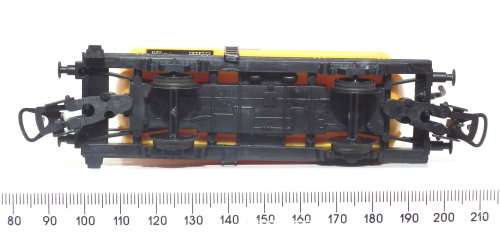 LIMA HO: FS SHELL Tanker Wagon in Good Un-Boxed and Used Condition (Italy)