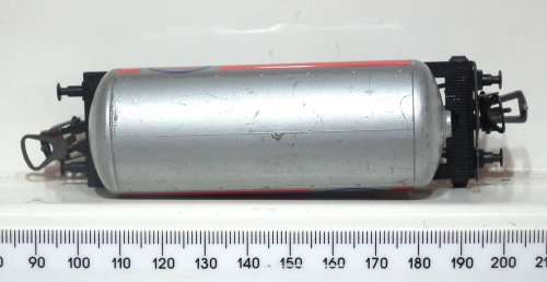 LIMA HO: ESSO Tanker Wagon in Fair Un-Boxed and Used Condition (Italy)