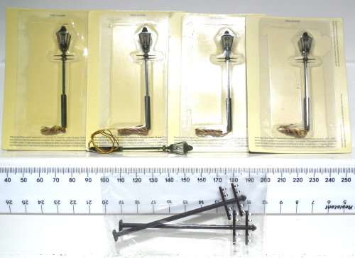 SCENERY OO: 7pc English 5x Street Lights + 2x Telephone Poles in Good Boxed condition(China)
