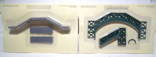 SCENERY OO:  English Foot Bridge in New Un-assembled Boxed condition(China)