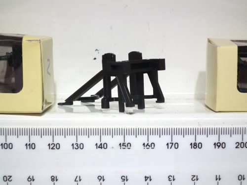 SCENERY OO:  3x Track End Buffer Stops in New Boxed condition(China)