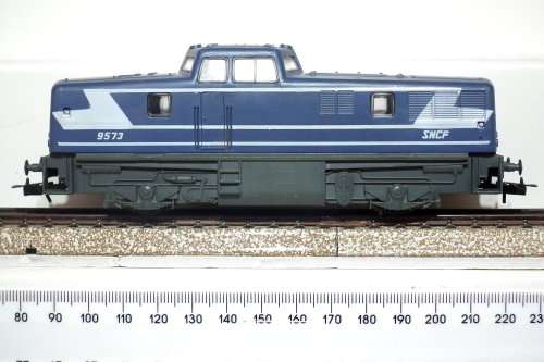 LIMA HO: SNCF Class V80 Diesel Loco Running Number 9573 in Like New Boxed condition(Italy)