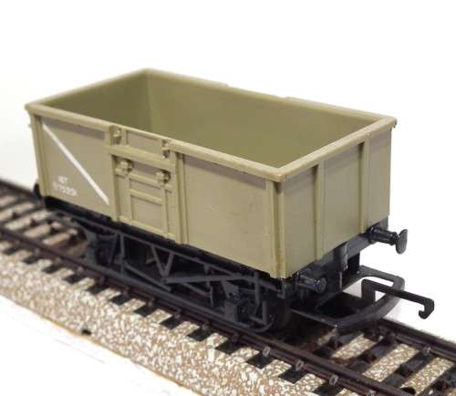 TRI-ANG OO:  English Coal Car in Fair Un-boxed condition(England)