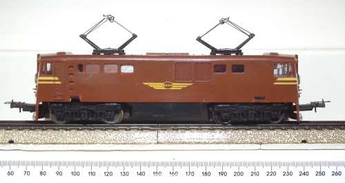 LIFE LIKE HO: RARE SAR E6 Brown Electric Loco in Good un-boxed condition (HKong)