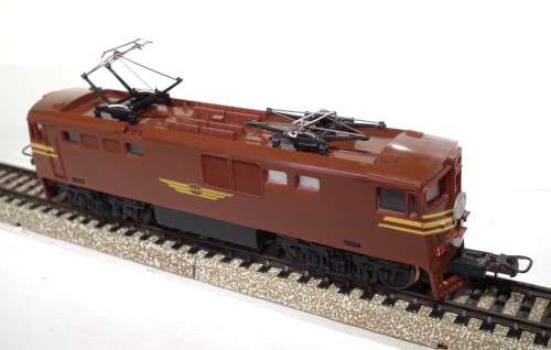 LIFE LIKE HO: RARE SAR E6 Brown Electric Loco in Good un-boxed condition (HKong)