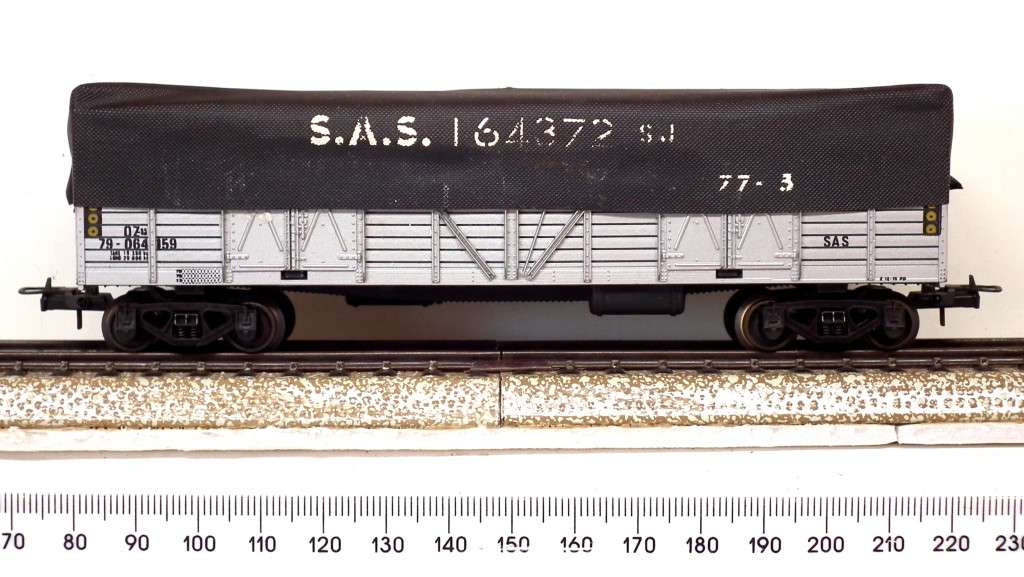 LIMA HO:  Silver SAR OZ Wagon with Tarpaulin in Ver Good un-boxed condition (Italy)