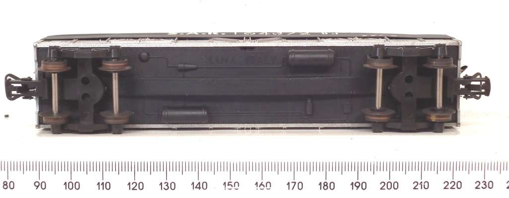 LIMA HO:  Silver SAR OZ Wagon with Tarpaulin in Ver Good un-boxed condition (Italy)