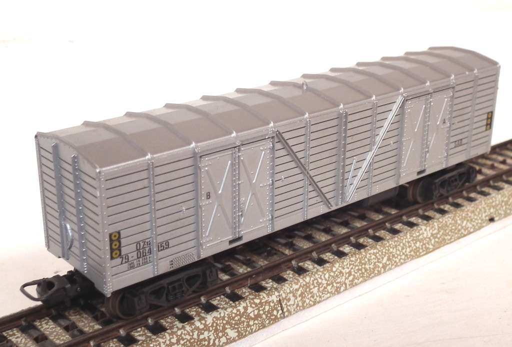 LIMA HO:  Silver SAR OZ Wagon in Ver Good un-boxed condition (Italy)