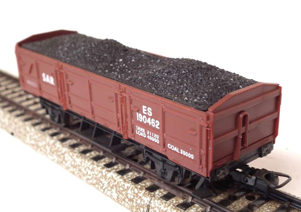 LIMA HO: SAR ES Coal Wagon with Coal load in Good Semi-Boxed condition (Italy)